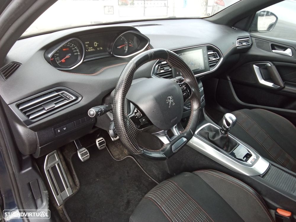 Peugeot 308 SW 1.6 BlueHDi GT Line - 24