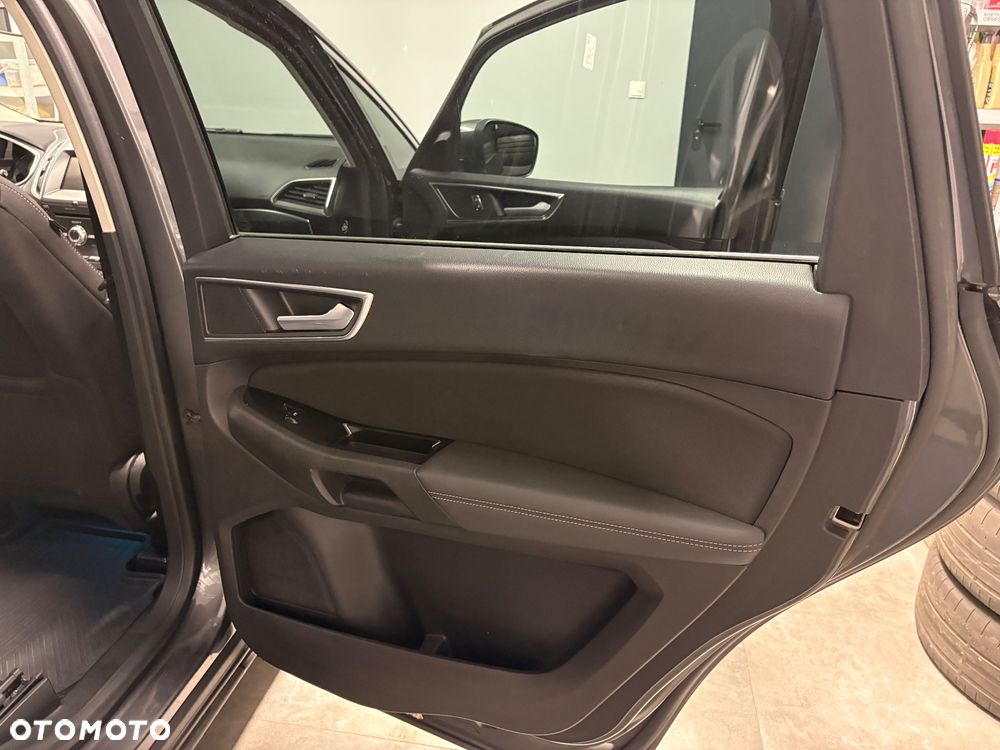 Ford S-Max 2.0 TDCi Trend - 12