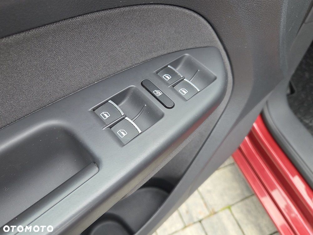 Volkswagen Touran 1.6 TDI DPF Comfortline Perfectline - 18