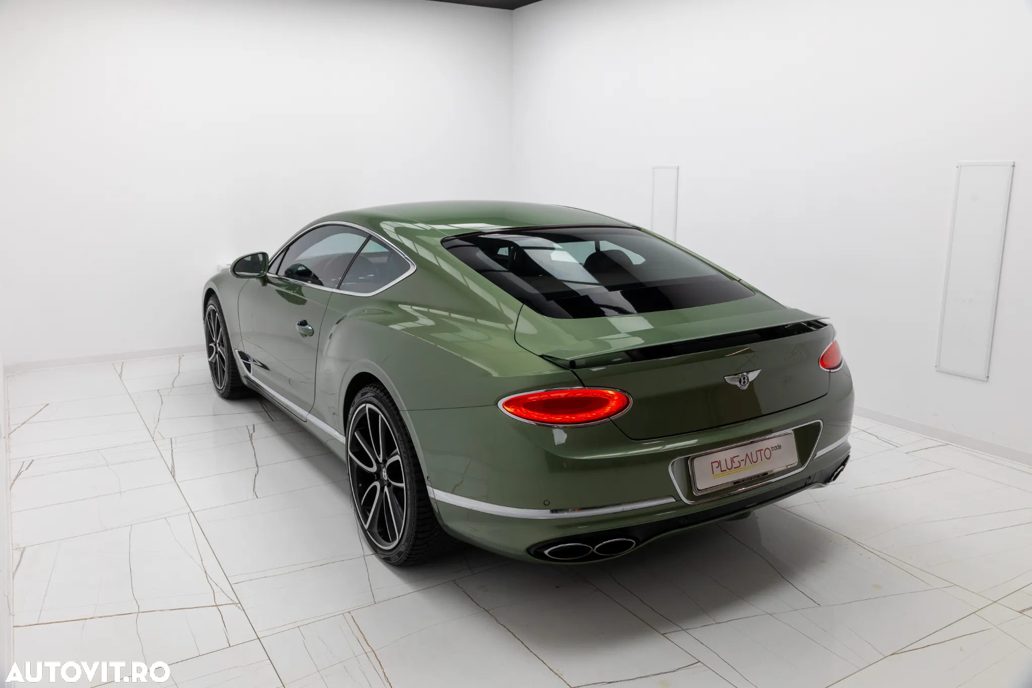 Bentley Continental New GT V8 - 16