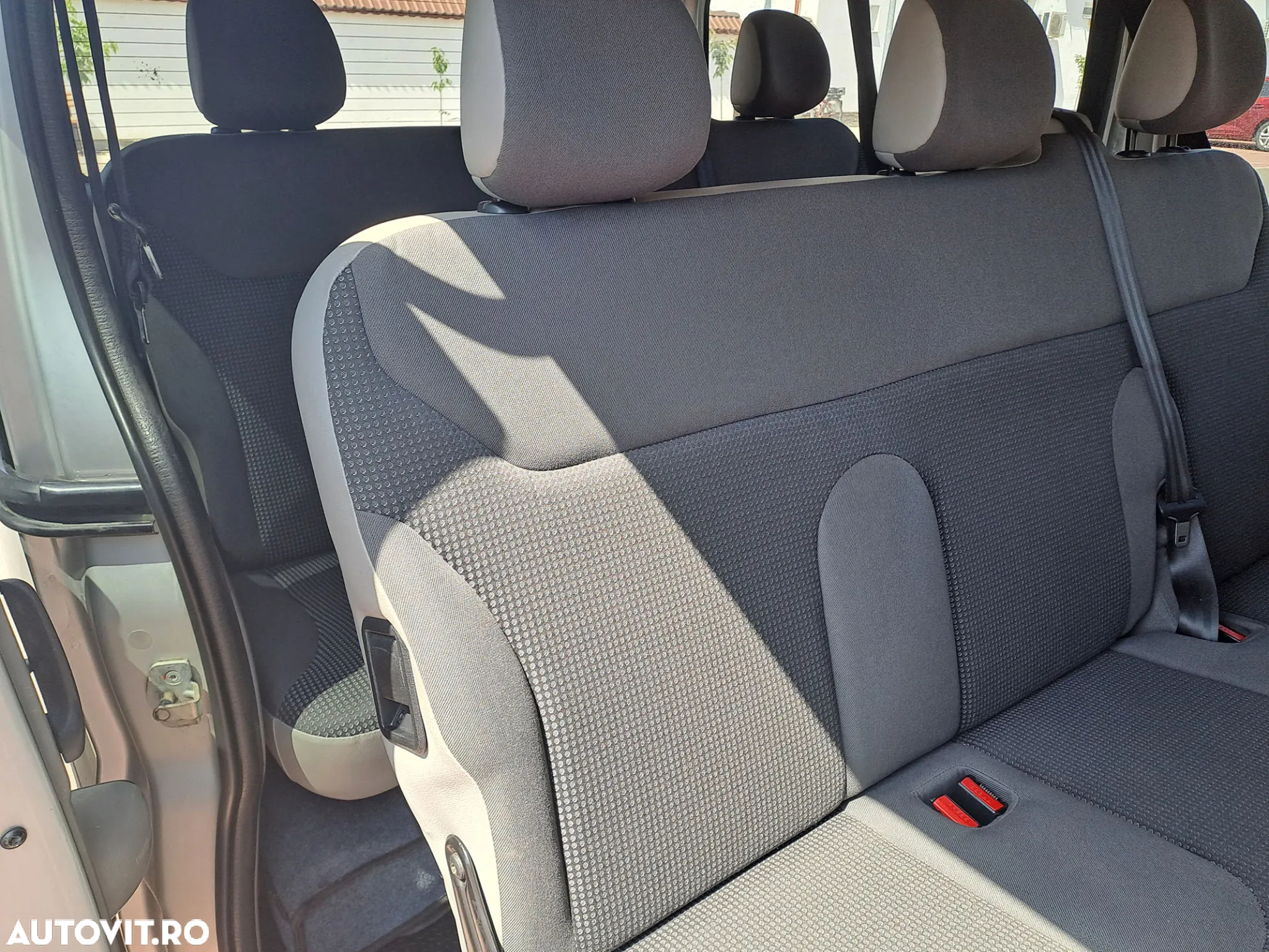 Opel Vivaro 2.0 CDTI L2H1 EcoFlex DPF - 11