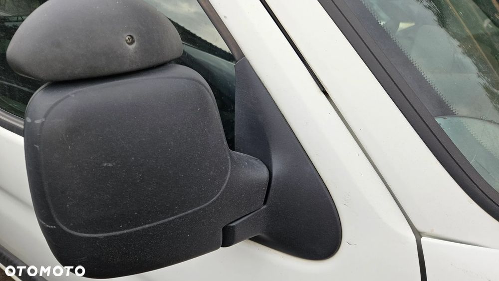 Citroen Berlingo Peugeot Partner 1 lusterko prawe