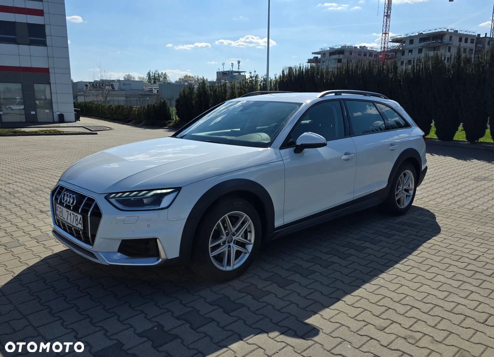 Audi A4 Allroad - 1