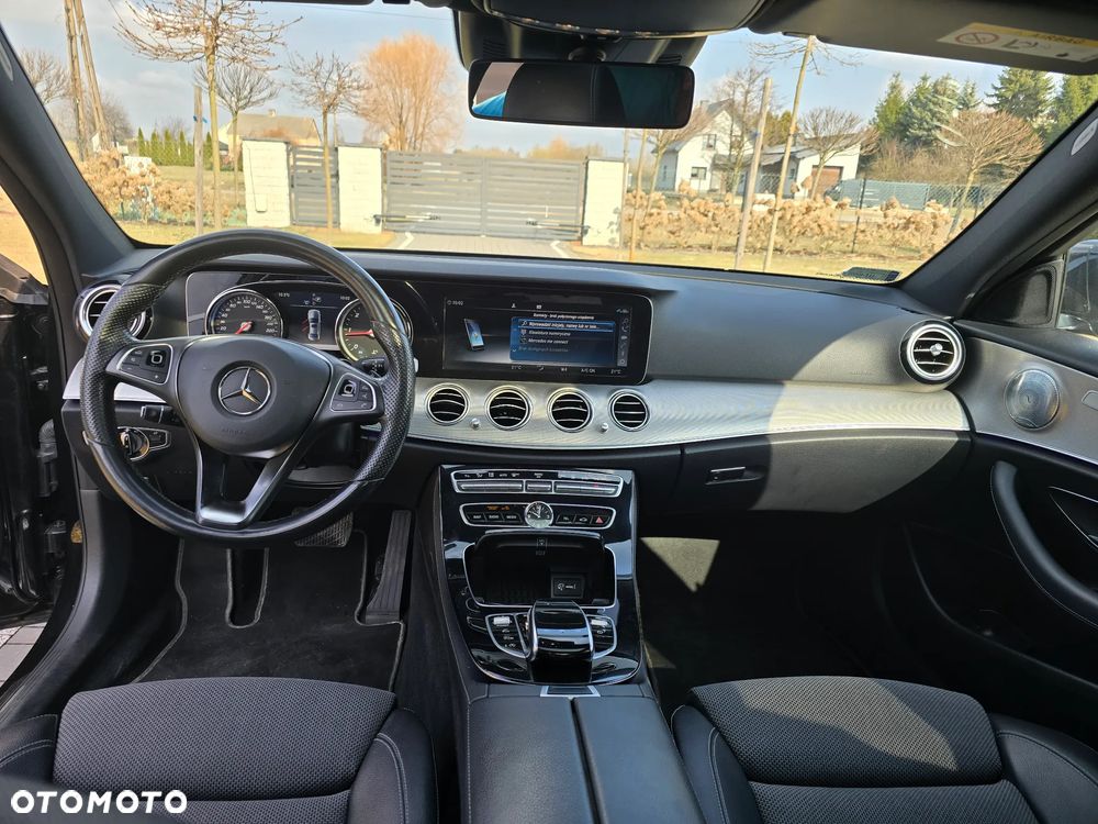 Mercedes-Benz Klasa E 350 d 9G-TRONIC - 9