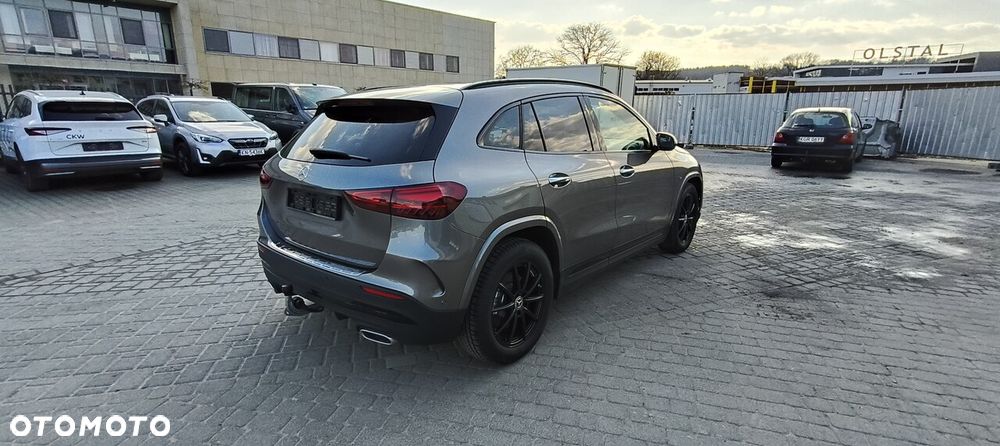 Mercedes-Benz GLA 250 4Matic 8G-DCT Edition AMG Line - 3