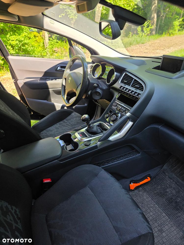 Peugeot 3008 155 THP Premium - 4