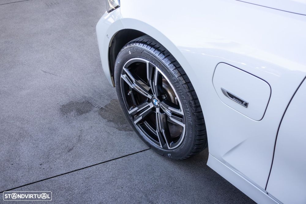 BMW 320 e Line Sport Auto - 11