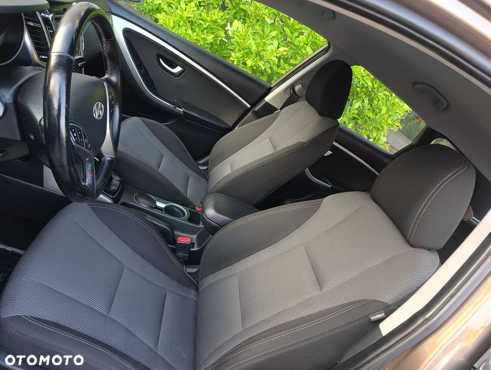 Hyundai i30 - 12