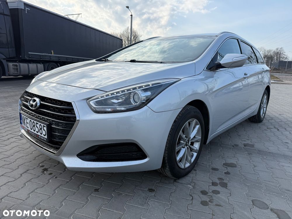 Hyundai i40 Kombi 1.7 CRDi Premium - 3