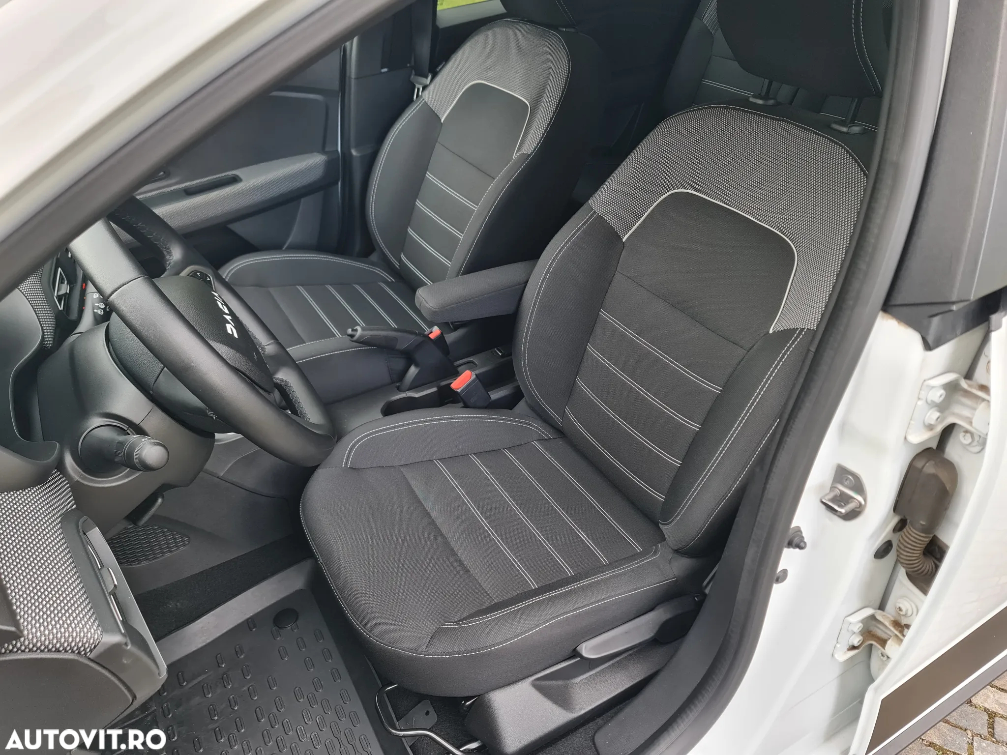 Dacia Jogger 5 locuri TCe 110 Expression - 14
