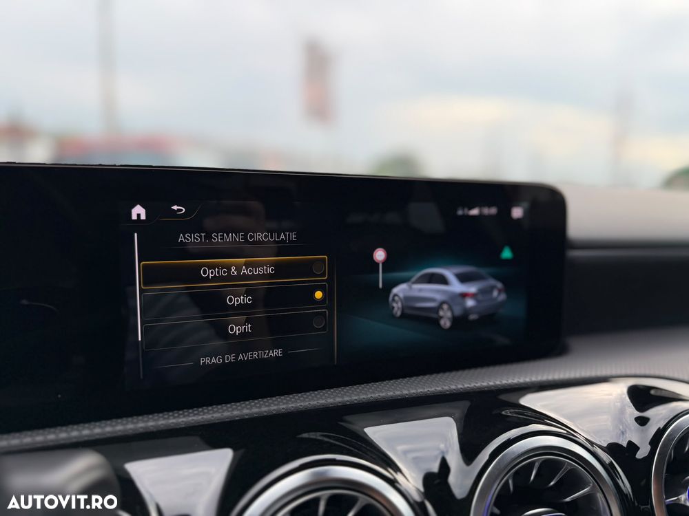 Mercedes-Benz A 250 e 8G-DCT - 35