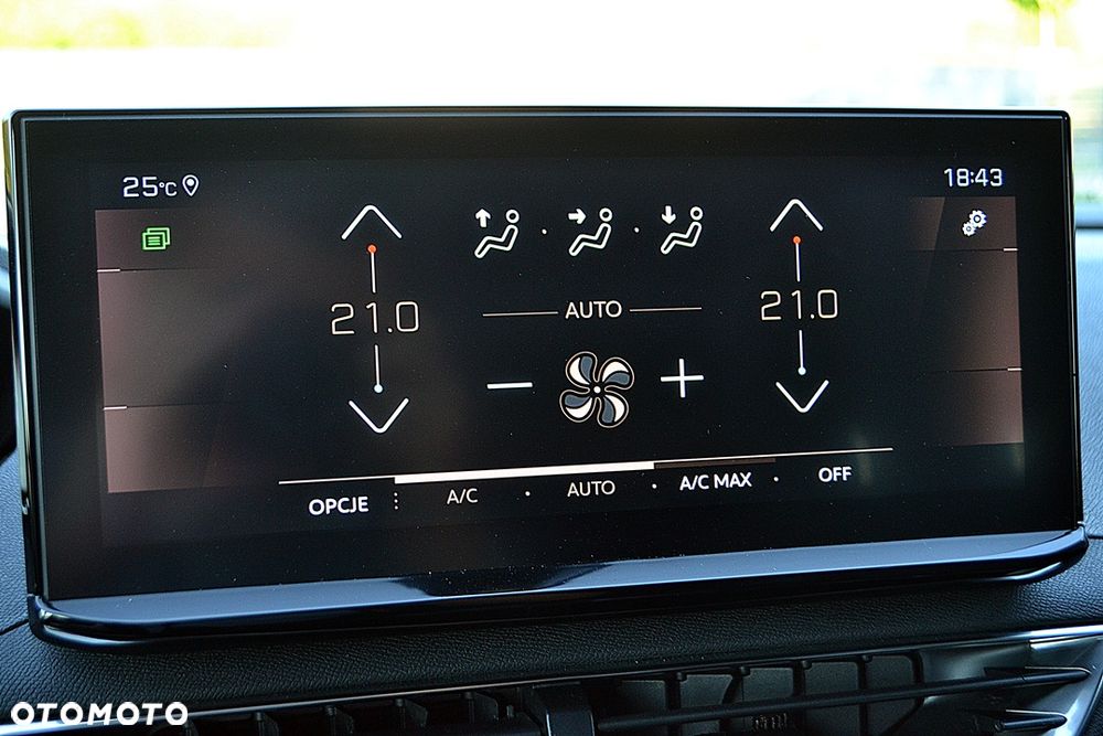 Peugeot 3008 BlueHDi 130 Stop & Start EAT8 GT Pack - 23