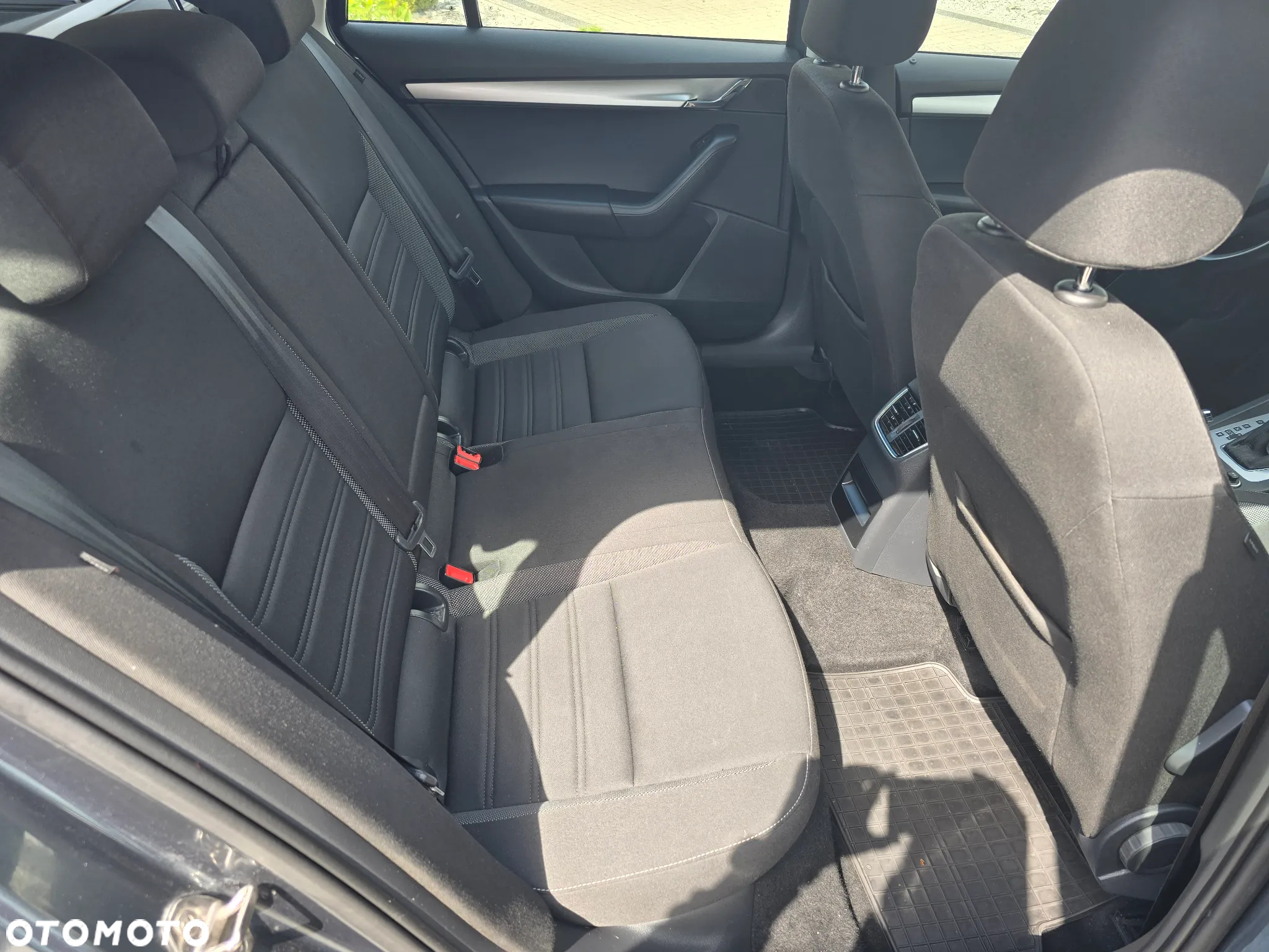 Skoda Octavia 2.0 TDI Ambition DSG - 19