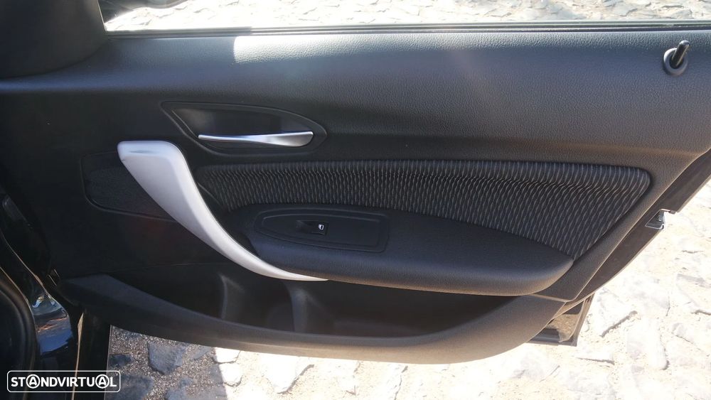 BMW 116 iA Line Sport - 19
