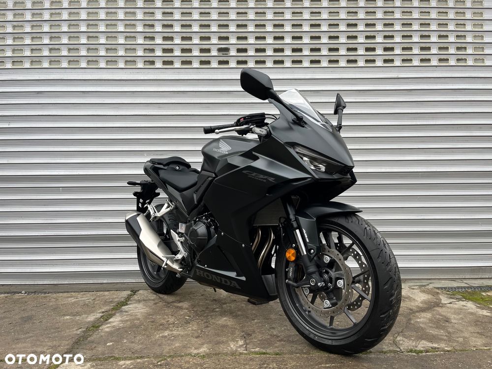 Honda CBR - 25