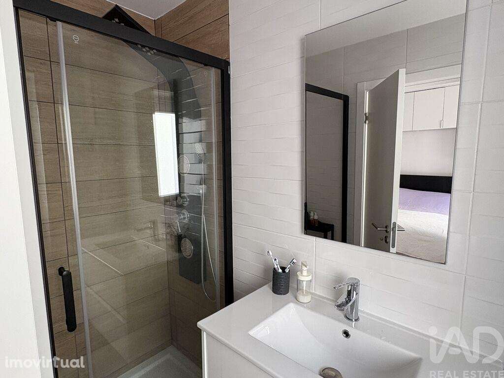 Apartamento T2 em Campo de Ourique de 96,00 m2 - Grande imagem: 5/19