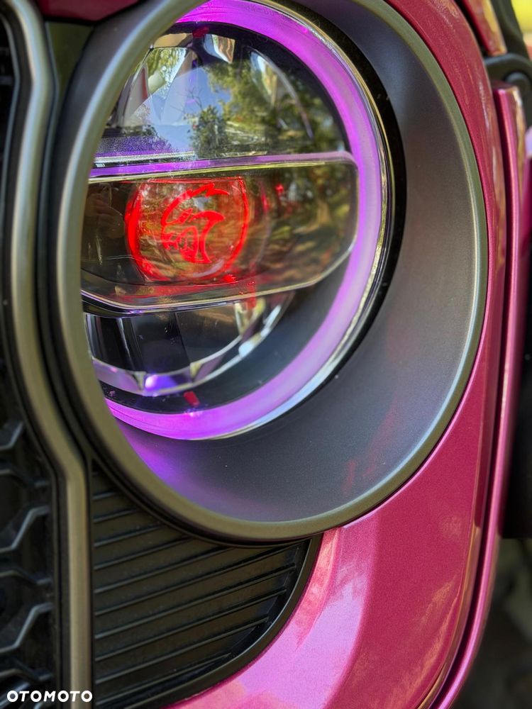 Jeep Wrangler - 16