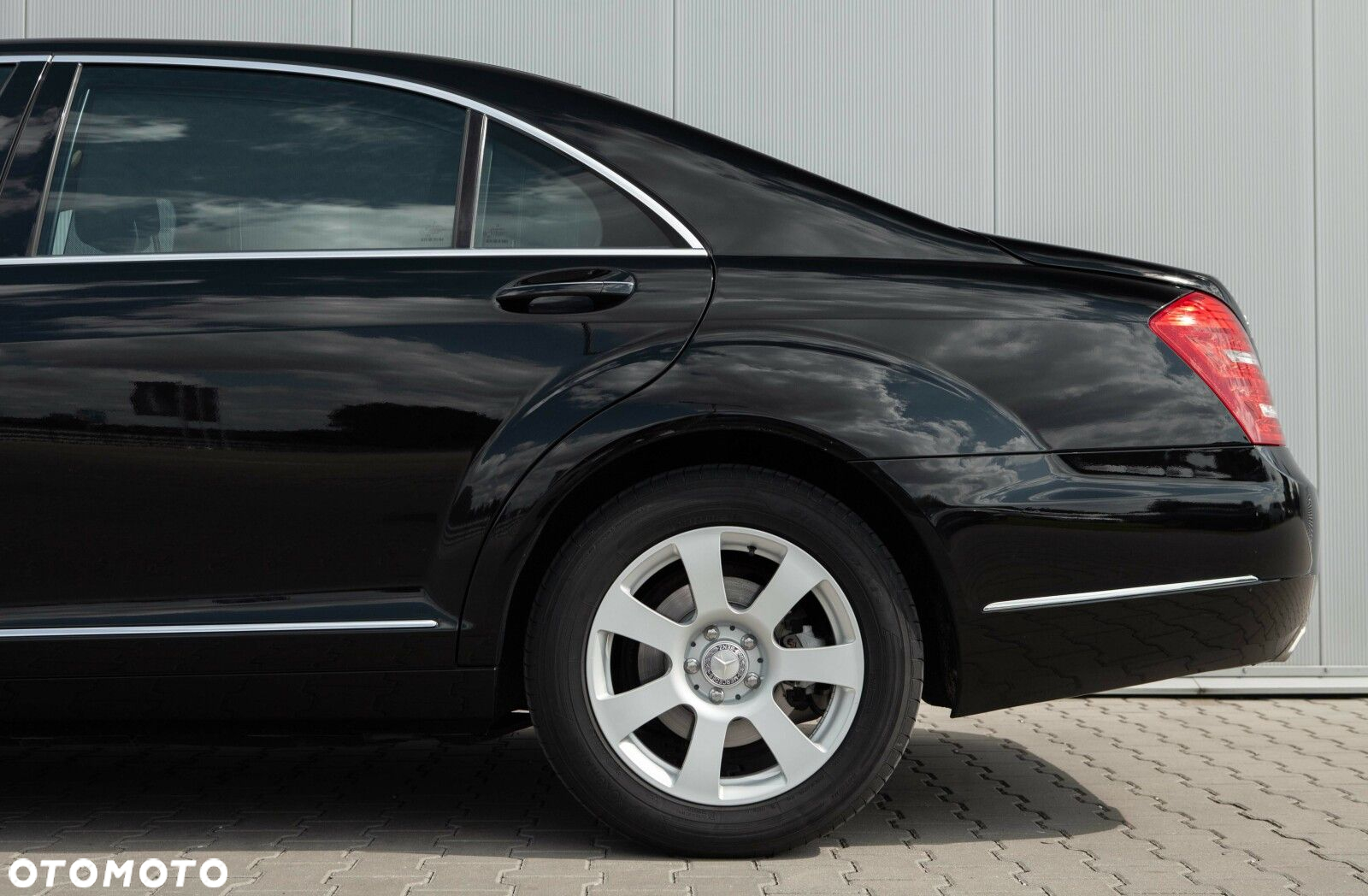 Mercedes-Benz Klasa S 350 BlueTec L 4-Matic - 14