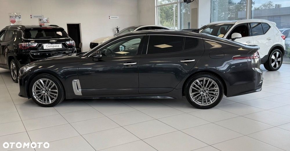 Kia Stinger 2.0 T-GDI GT Line - 4