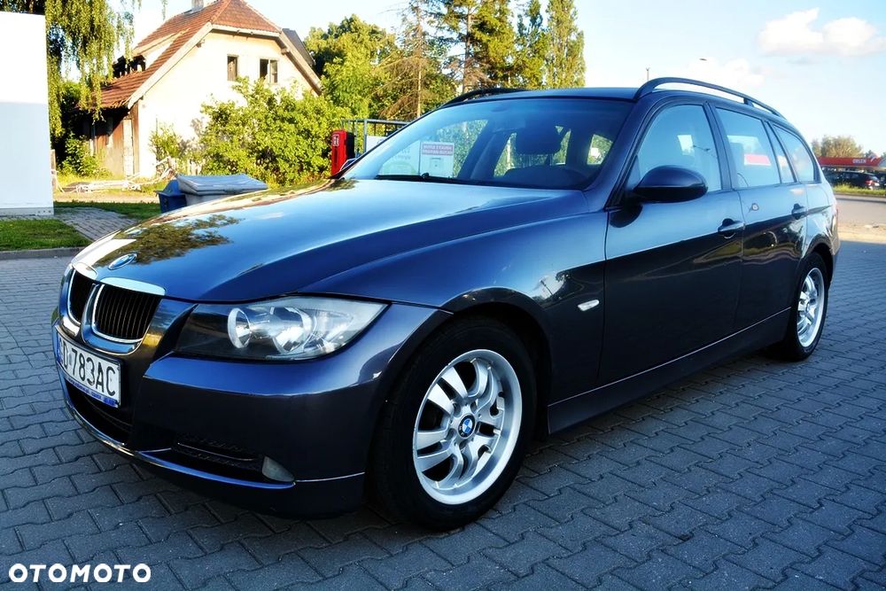BMW Seria 3 318d - 10