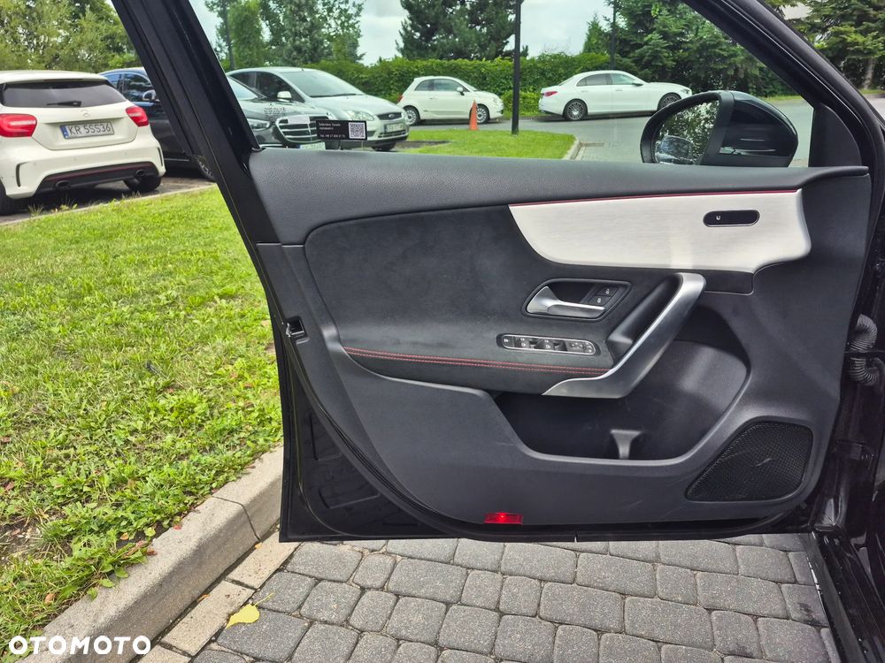 Mercedes-Benz Klasa A 200 AMG Line 7G-DCT - 15