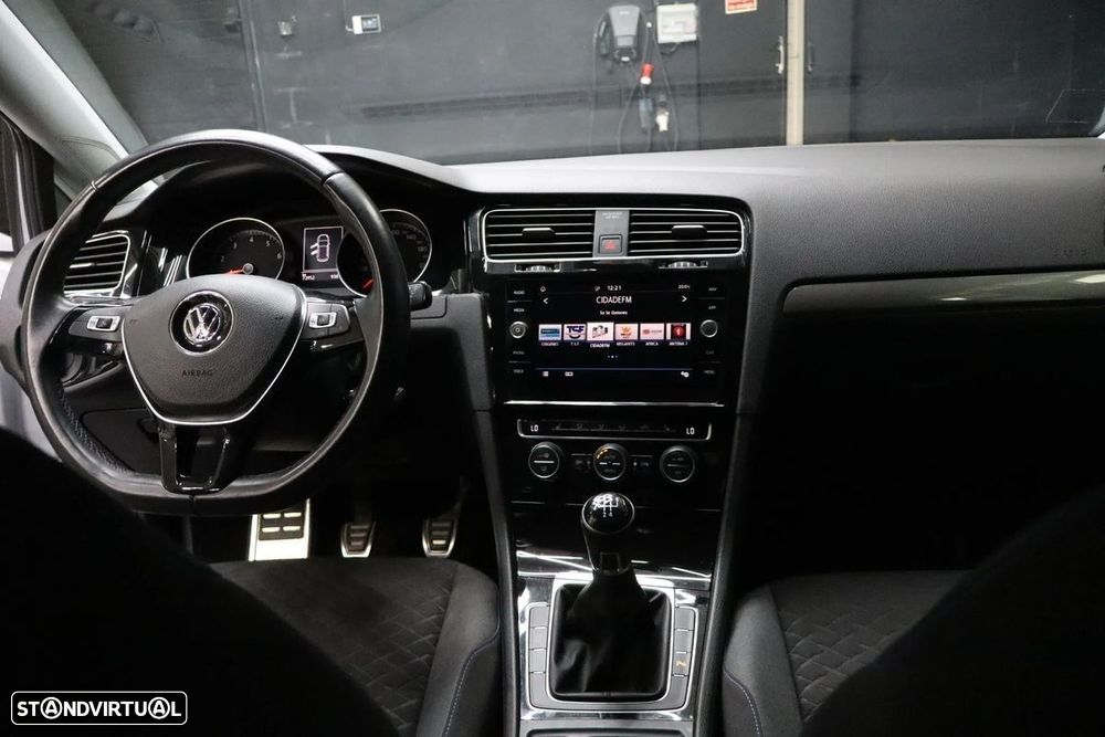 VW Golf - 14