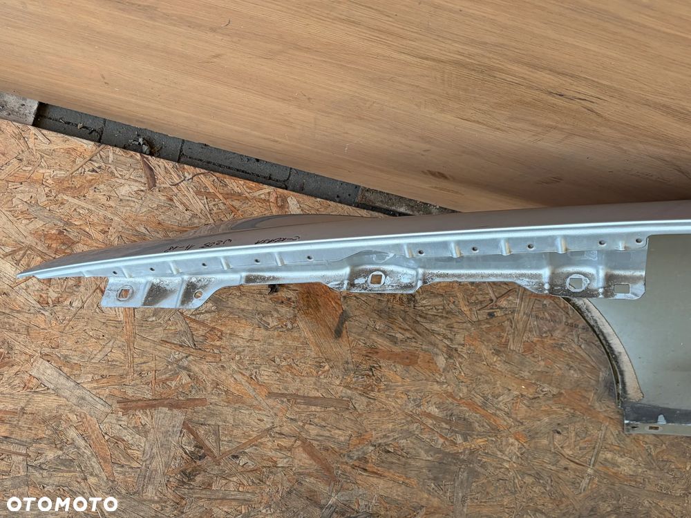Błotnik przedni prawy Mercedes C-Klasa w205 14- A2058810201 - 11