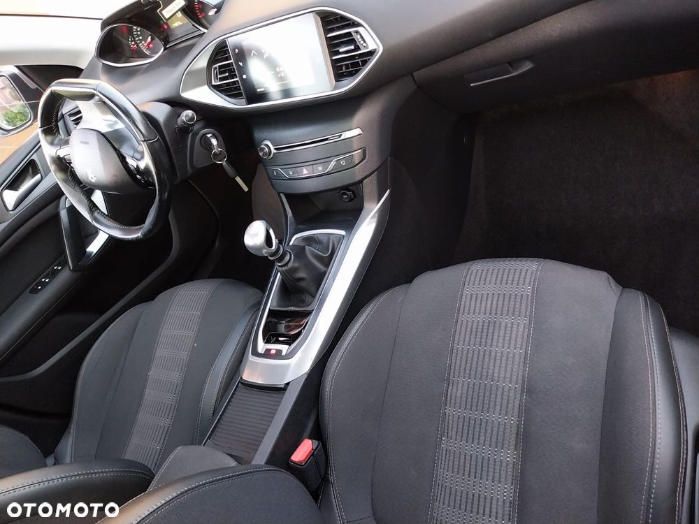 Peugeot 308 - 26