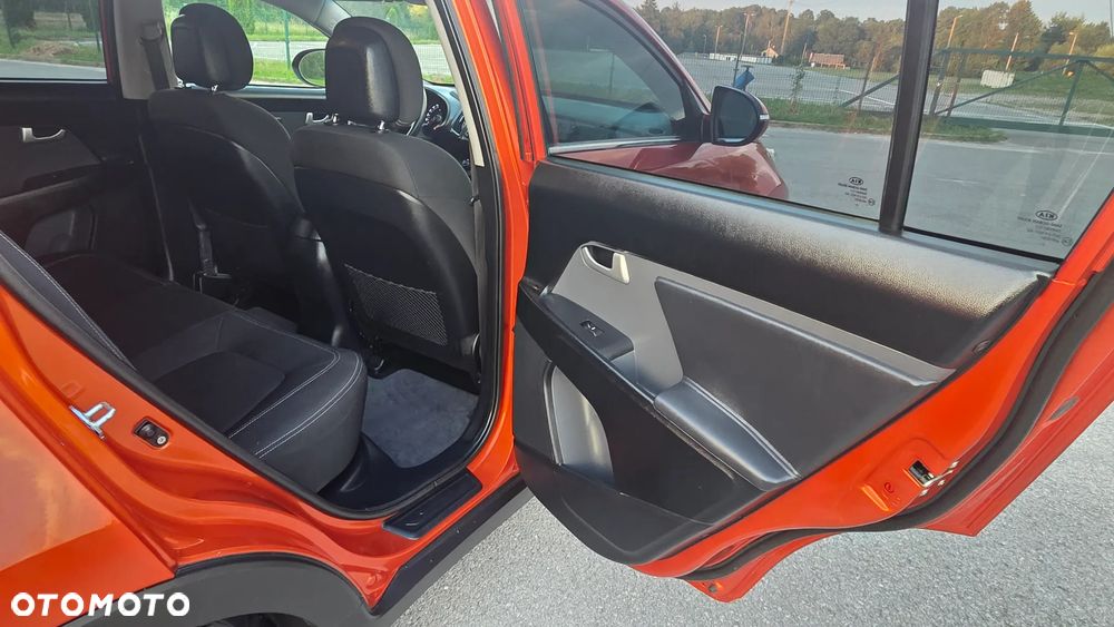 Kia Sportage 2.0 CVVT 2WD Vision - 29