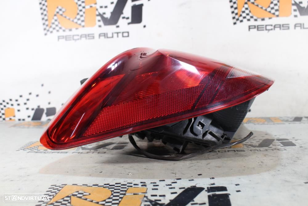 Farolim Esquerdo Bmw 1 (F20)  Farolim Esquerdo Bmw Serie 1 F20 / F21 - 4