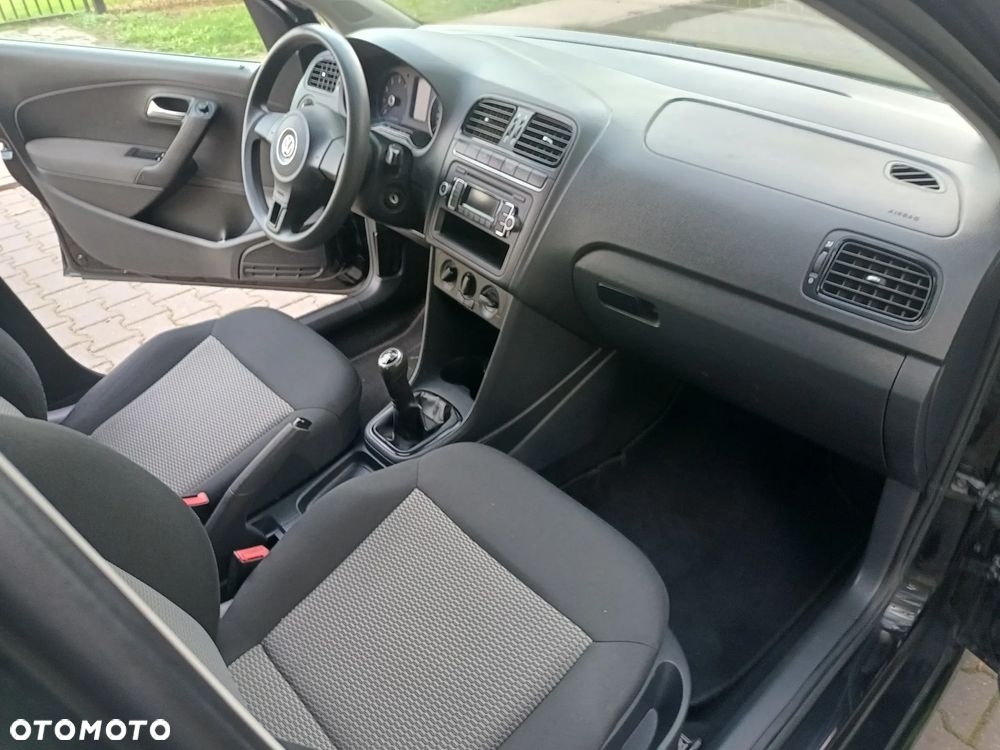 Volkswagen Polo - 16