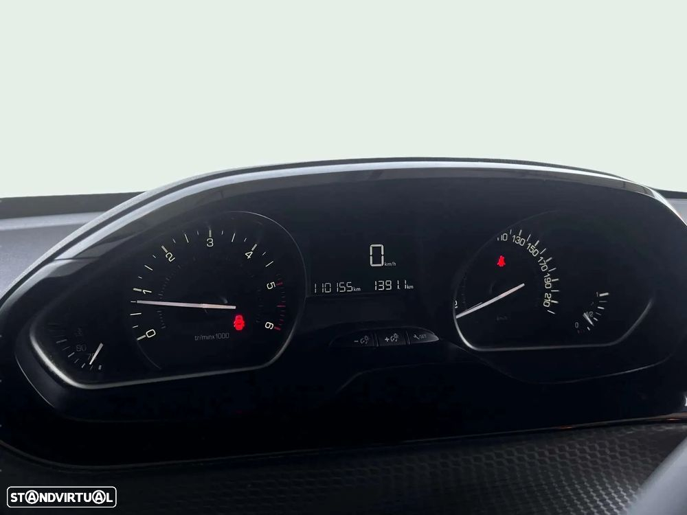 Peugeot 208 1.6 BlueHDi Style - 9