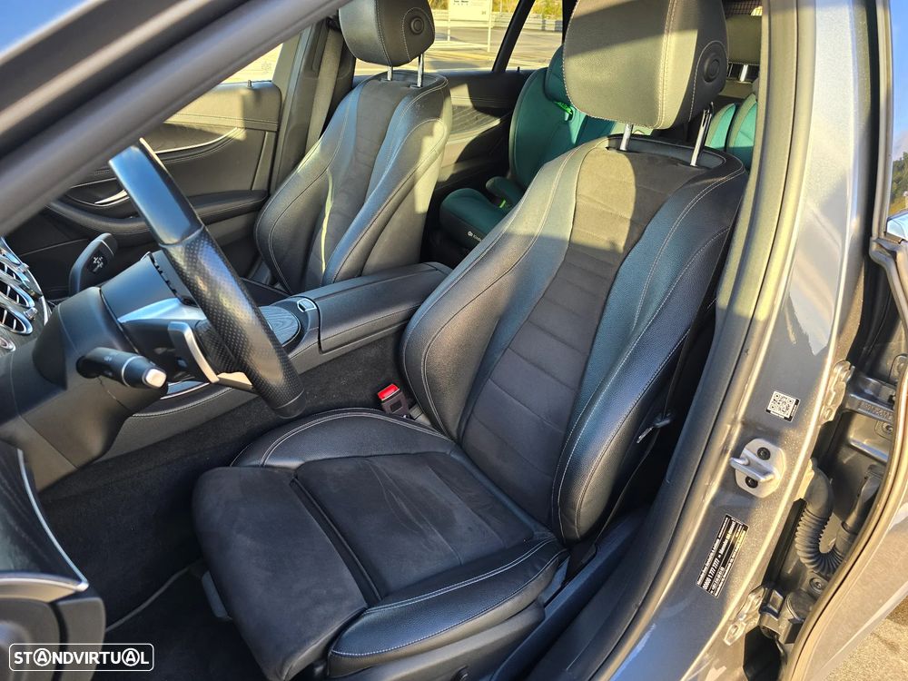 Mercedes-Benz E 300 de AMG Line - 32