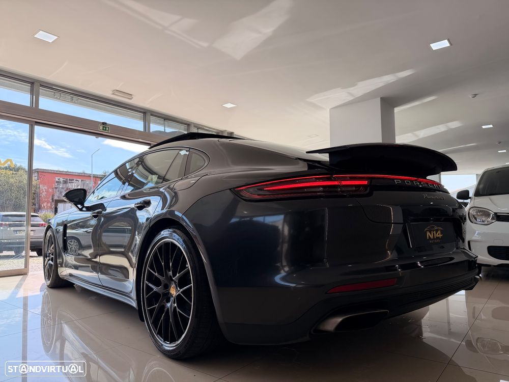 Porsche Panamera - 6