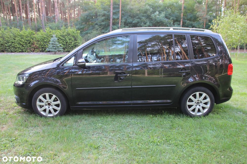 Volkswagen Touran 2.0 TDI DPF Highline DSG - 4