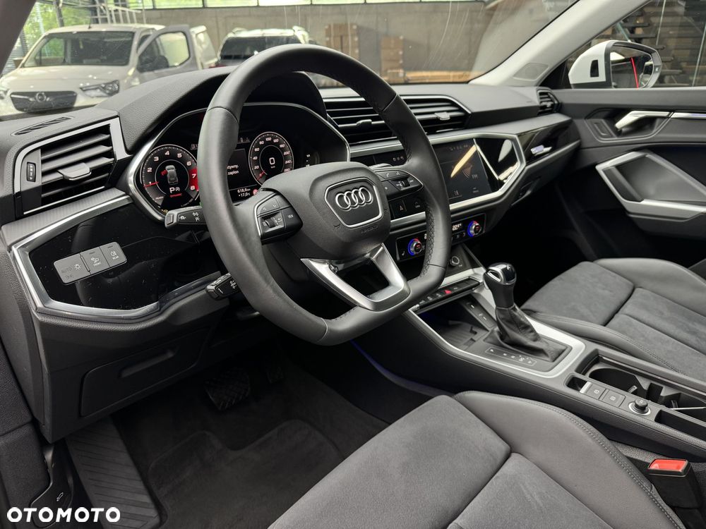 Audi Q3 35 TFSI mHEV S-Line S tronic - 10