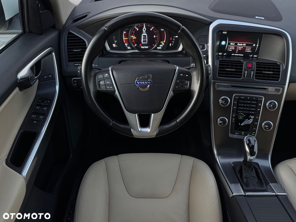 Volvo XC 60 D4 Geartronic Summum - 9