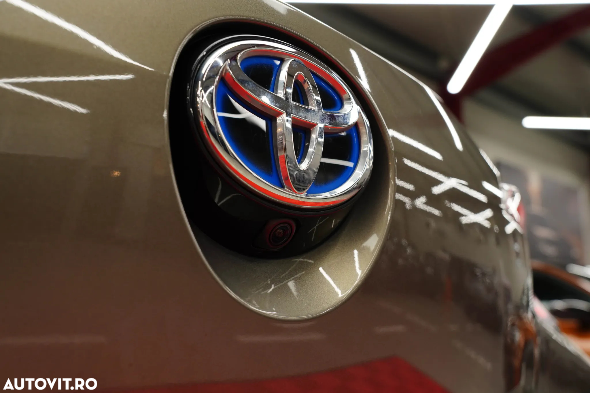 Toyota Corolla 1.8 HSD Dynamic - 30