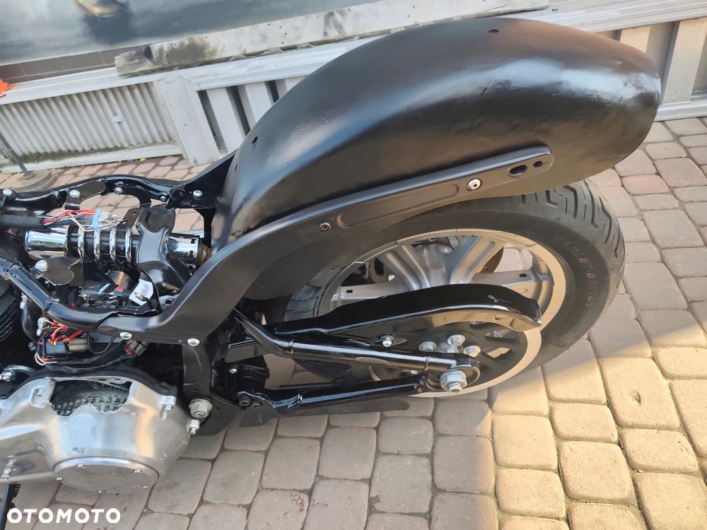 Harley-Davidson Softail Standard - 15