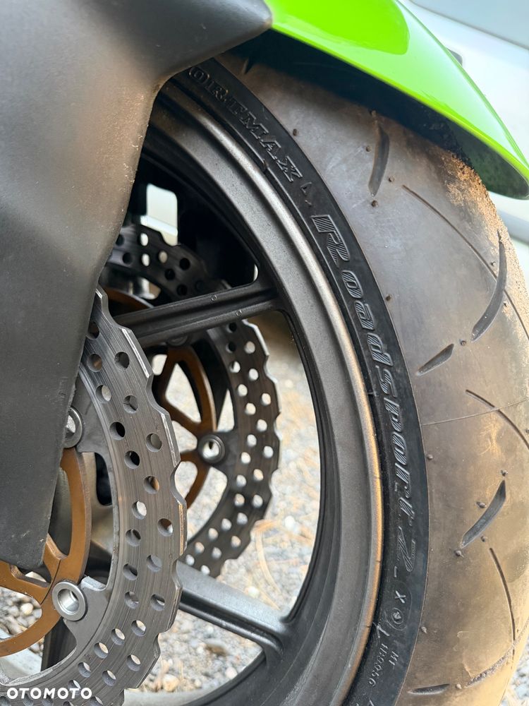Kawasaki ZXR - 17