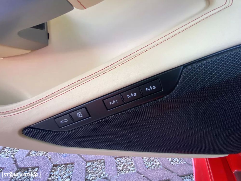 Ferrari F8 Tributo - 43