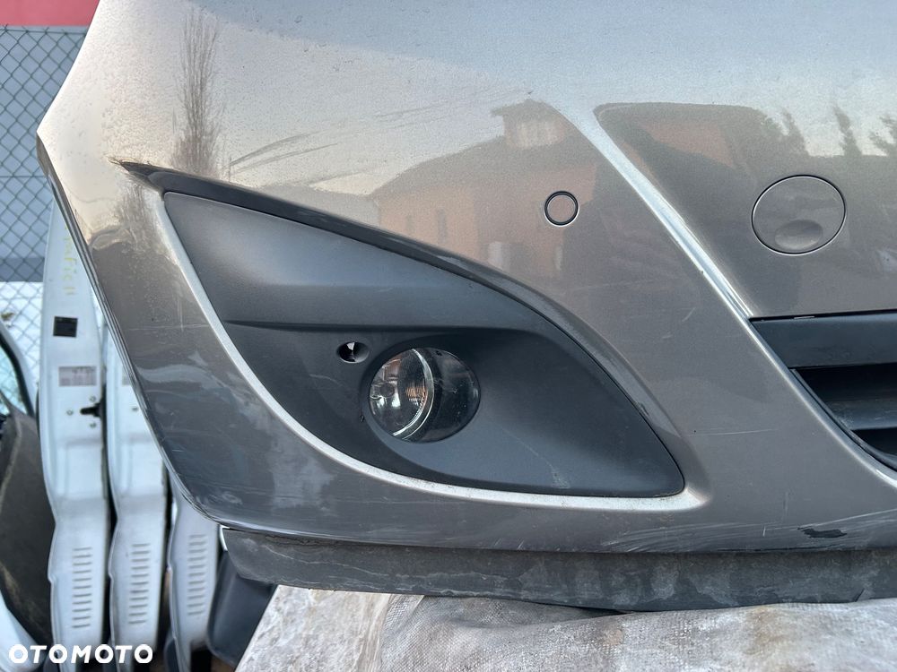 Opel Meriva B II kratka zderzaka halogen kratka środkowa - 3