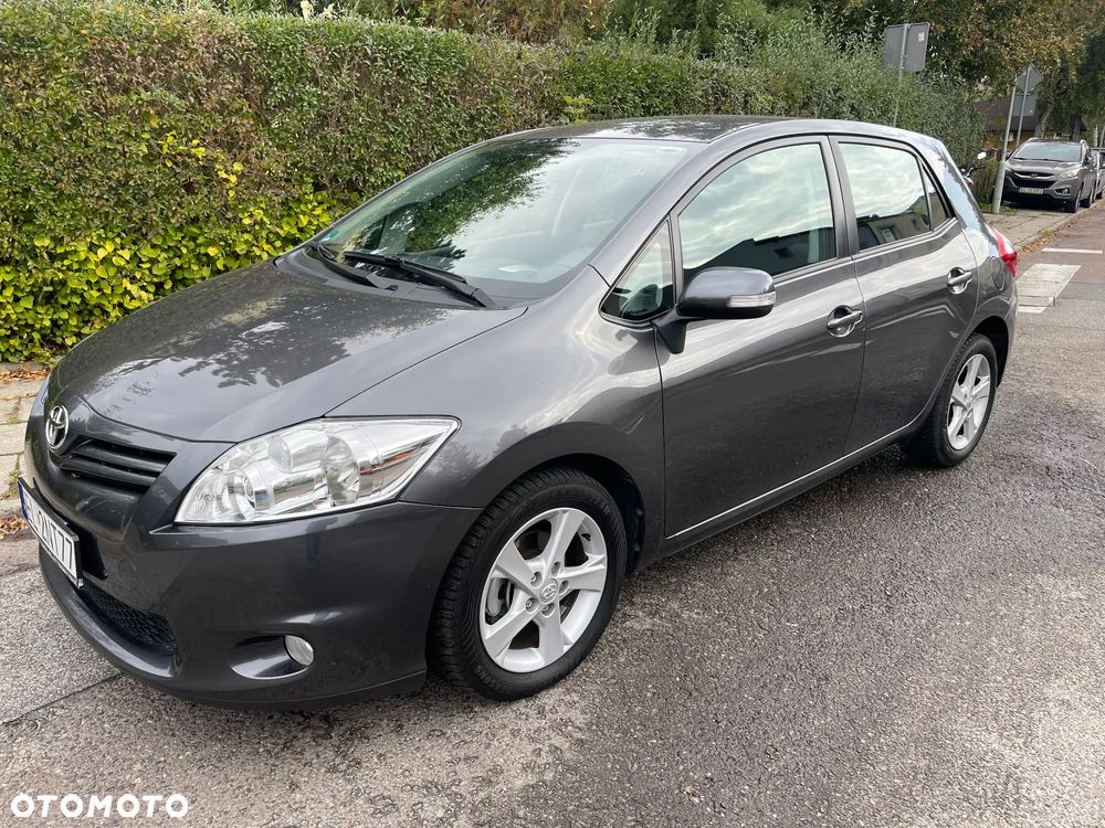 Toyota Auris 1.6 Luna MM - 1