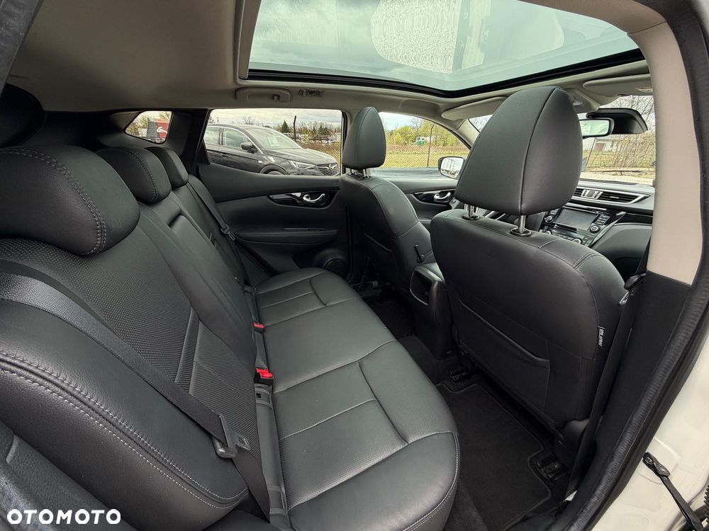 Nissan Qashqai 1.6 DCi Tekna EU6 - 22