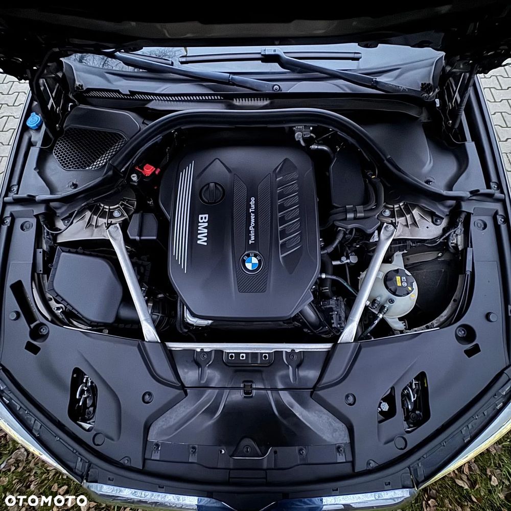 BMW Seria 5 530d Sport Line - 18