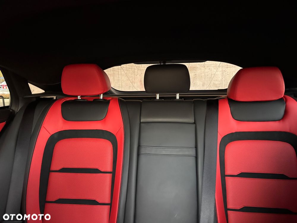 Mercedes-Benz AMG GT 63 S 4Matic+ Speedshift MCT 9G - 22