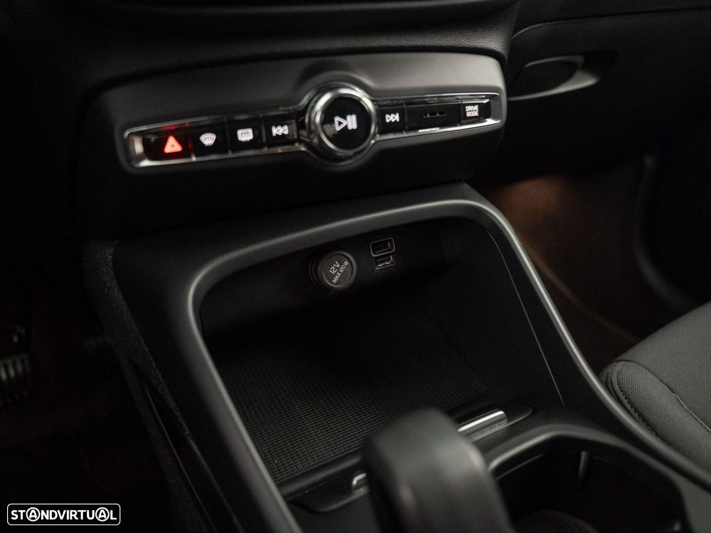 Volvo XC 40 1.5 T5 PHEV Inscription Expression - 29