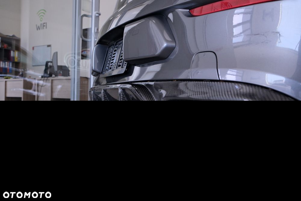 Mercedes-Benz Klasa C 300 9G-TRONIC AMG Line - 14
