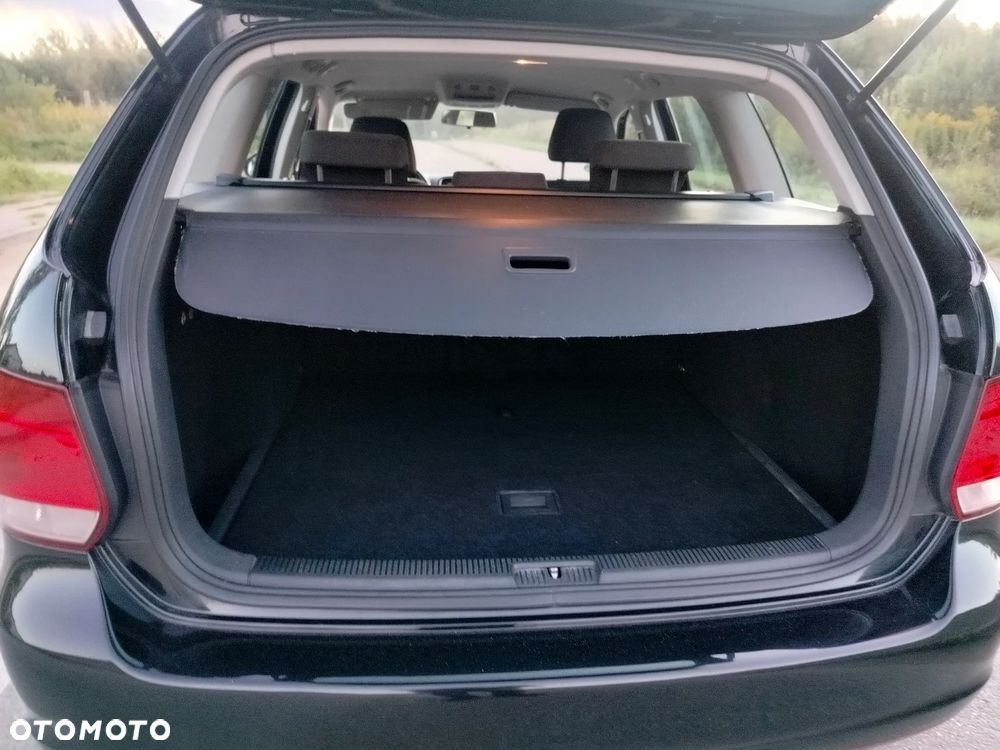 Volkswagen Golf - 10