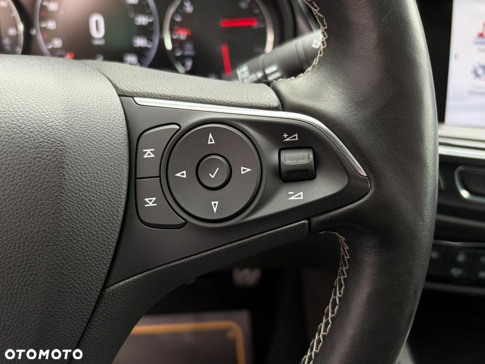 Opel Insignia 1.5 T GPF Innovation S&S - 24